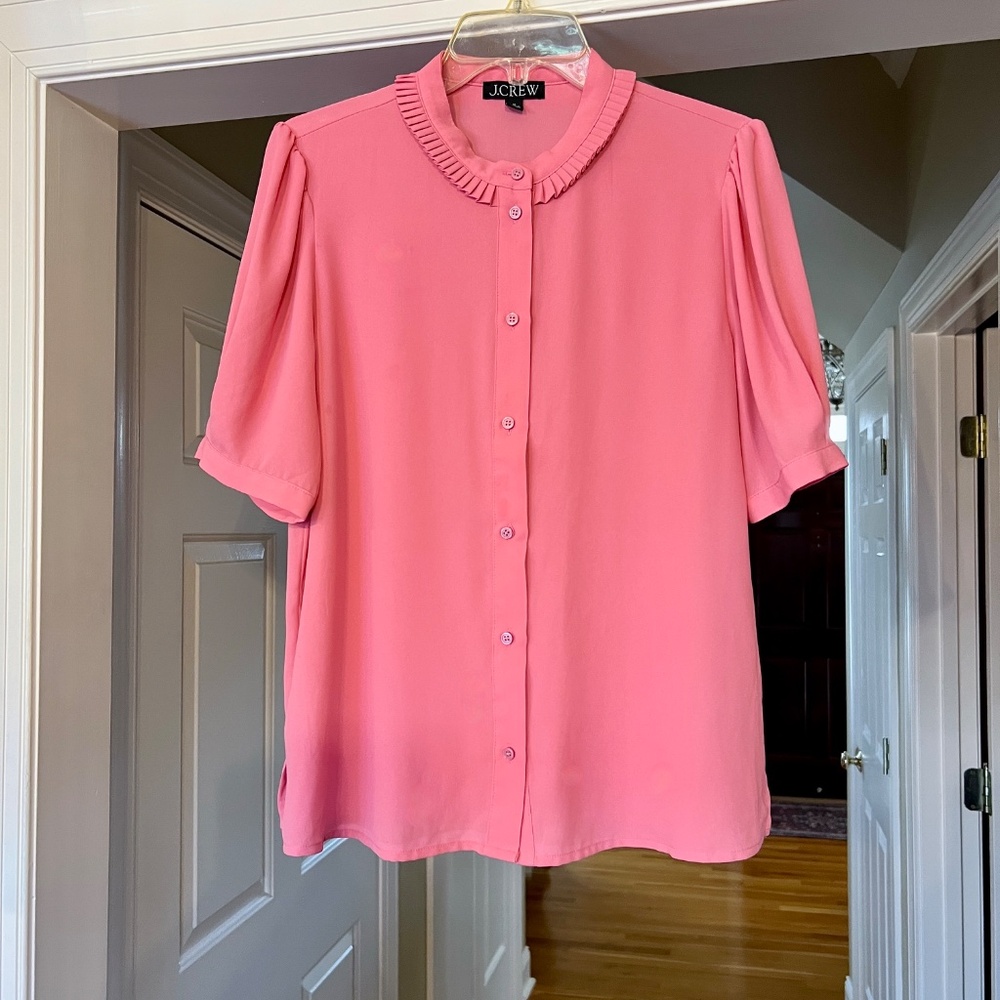 NWOT Women's J.Crew Drapey Button Up Top Blouse Shirt Pink Size MEDIUM